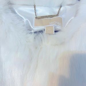 MICHAEL KORS CREAM WHITE FAUX FUR COAT XL